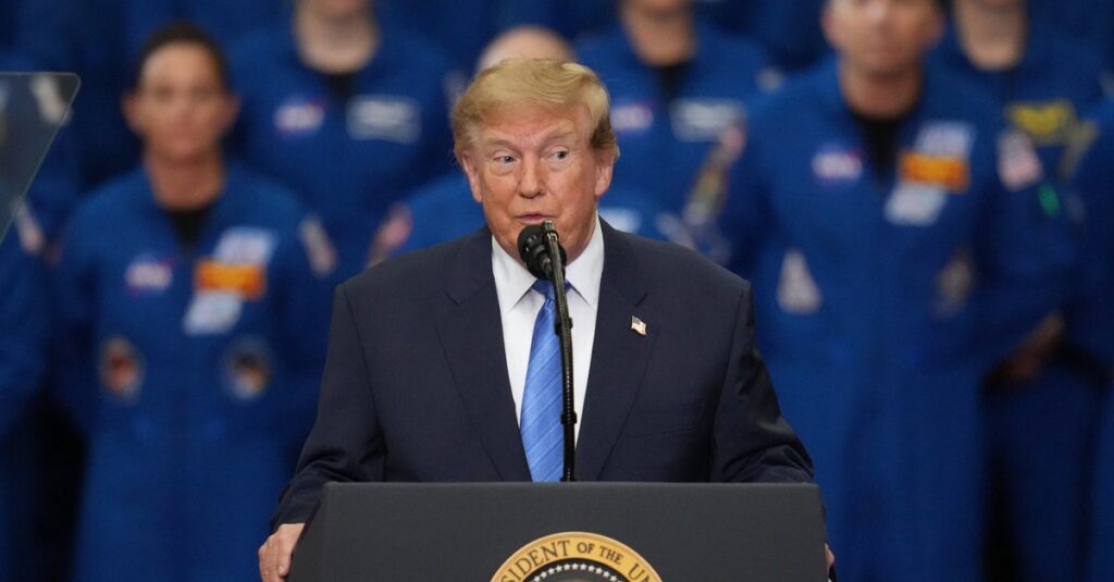 Trump Takes Beautiful Gesture About Astronaut’s Late Wife And Makes It About Himself Trump Takes Beautiful Gesture About Astronaut's Late Wife And Makes It About Himself