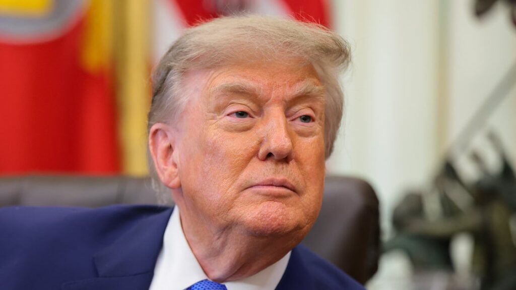 Trump Voter Learns President Commuted Sentence Of Woman Who Scammed Him And Others Of $20 Million Trump Voter Learns President Commuted Sentence Of Woman Who Scammed Him And Others Of $20 Million