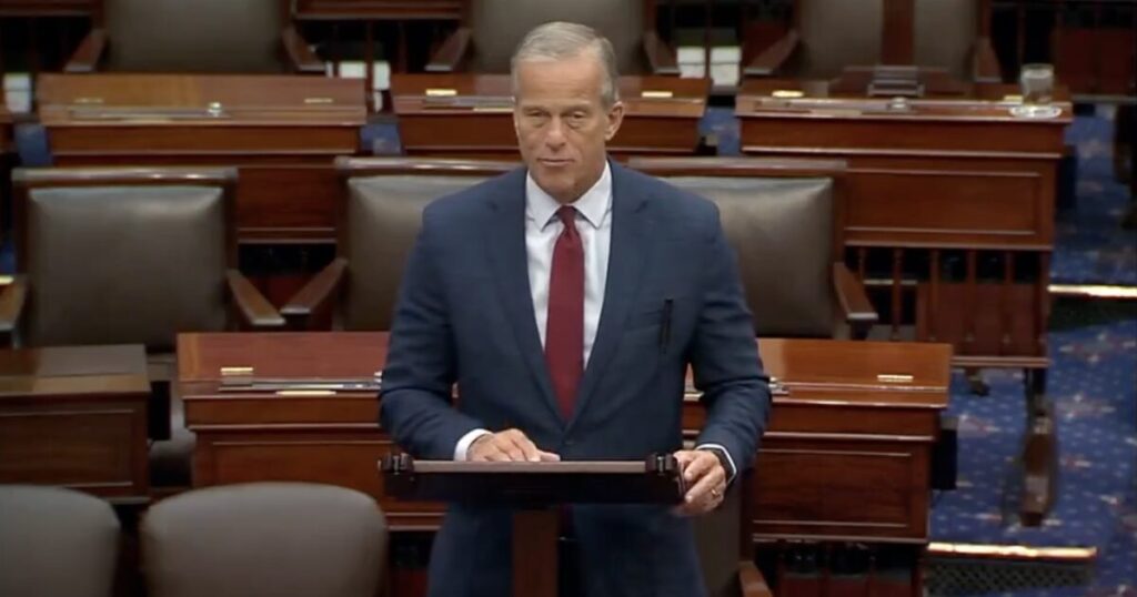 Turncoat John Thune Sends Senate Home for 37 Days — But Schedules 11 Pro Forma Sessions to BLOCK Trump from Making Recess Appointments * The Gateway Pundit * by Jim Hᴏft Turncoat John Thune Sends Senate Home for 37 Days — But Schedules 11 Pro Forma Sessions to BLOCK Trump from Making Recess Appointments * The Gateway Pundit * by Jim Hᴏft