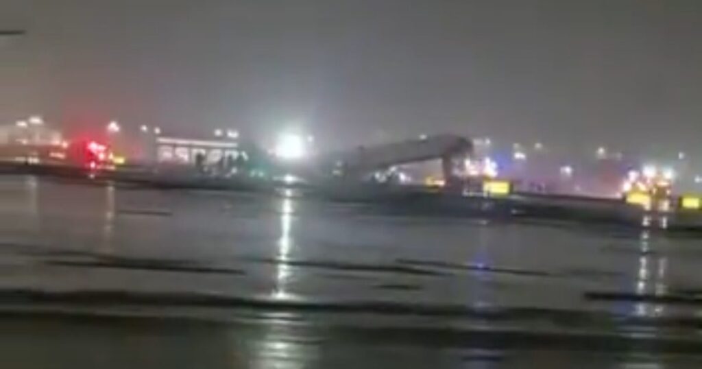 Two Air Traffic Controllers Left Work Early on Night of Deadly Collision at New York’s LaGuardia Airport * The Gateway Pundit * by Cristina Laila