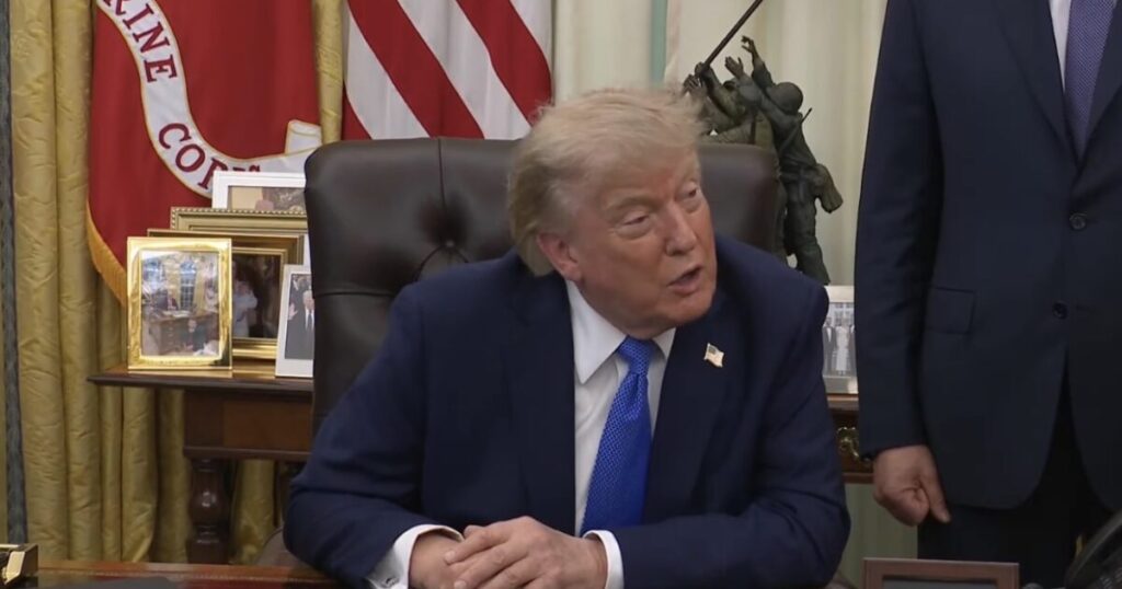 WATCH: Trump Points to Bannon and Navarro Prosecutions When Asked if Fauci Should be Indicted for Contempt, Says Fauci’s Crimes Were “Far More Serious Than a Lot of Crimes” WATCH: Trump Points to Bannon and Navarro Prosecutions When Asked if Fauci Should be Indicted for Contempt, Says Fauci’s Crimes Were “Far More Serious Than a Lot of Crimes”