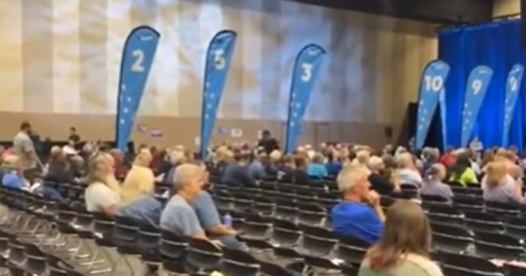 WOW! The Michigan Democrat Party Convention Sure Had a Lot of EMPTY SEATS (VIDEO) * The Gateway Pundit * by Mike LaChance WOW! The Michigan Democrat Party Convention Sure Had a Lot of EMPTY SEATS (VIDEO) * The Gateway Pundit * by Mike LaChance