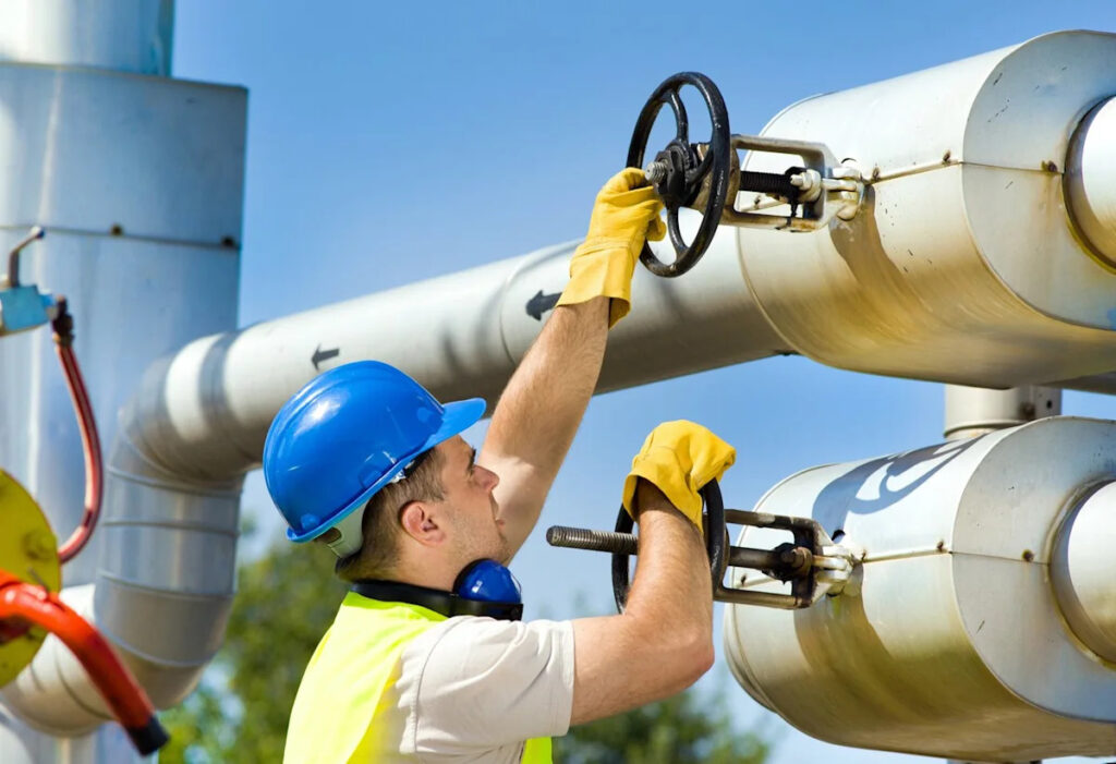 Which Oil Major's Dividend Is Actually Safer?