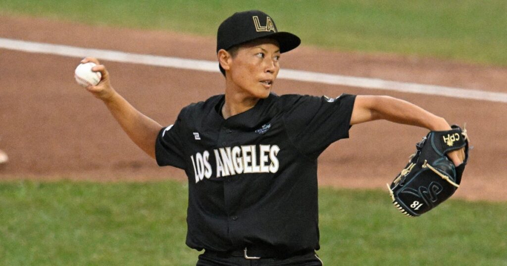 Women’s Professional Baseball League Begins With Los Angeles Queens Win Over New York Heights Women's Professional Baseball League Begins With Los Angeles Queens Win Over New York Heights