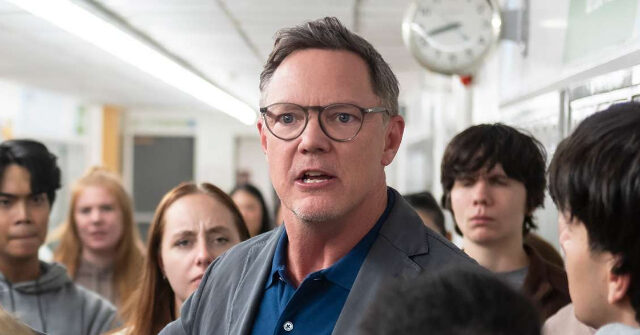 Actor Matthew Lillard Claims Amazon’s ‘Carrie’ Remake Resonates With Him as the Father of a ‘Non-Binary Kid’