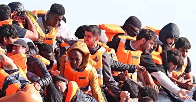 Record 230 Illegal Migrants Cross Channel in One Dinghy as Govt. Issues (Another) Stern Warning