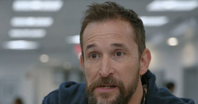 ‘The Pitt’ Star Noah Wyle Hopes David Ellison Only ‘Saber Rattling’ About Paramount Leaving California