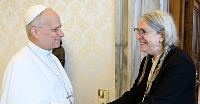 Giddy Patti Smith Meets Fellow Chicago Legend, Pope Leo XIV, and Says ‘Hi’