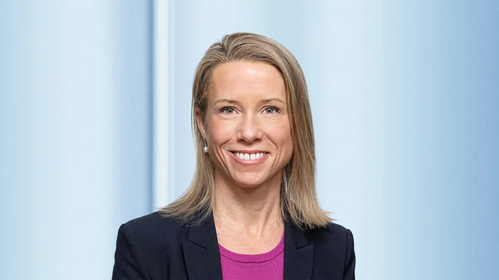 AIG names Sierra Signorelli CEO for Americas and global insurance AIG names Sierra Signorelli CEO for Americas and global insurance