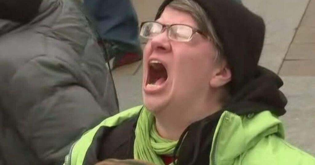 City of Dallas Revokes Permits for Leftists Groups Planning to Disrupt the Republican Midterm Convention * The Gateway Pundit * by Mike LaChance City of Dallas Revokes Permits for Leftists Groups Planning to Disrupt the Republican Midterm Convention * The Gateway Pundit * by Mike LaChance