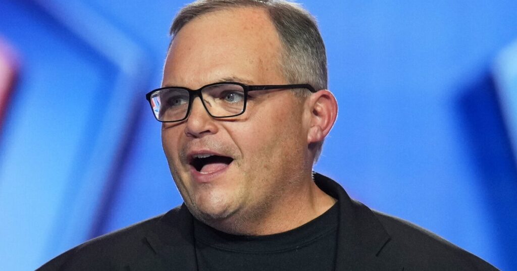 Conservative Host Says Private GOP Midterm Warning Is So Bad He Almost Kept It Secret Conservative Host Says Private GOP Midterm Warning Is So Bad He Almost Kept It Secret