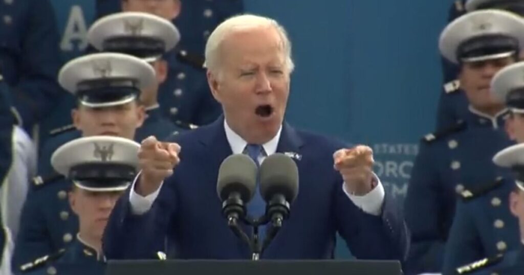 Do You Remember When Old Joe Biden Cut Credentials to 440 White House Journalists?… Dirty DC Hacks Didn’t Cry Back Then Do You Remember When Old Joe Biden Cut Credentials to 440 White House Journalists?… Dirty DC Hacks Didn’t Cry Back Then