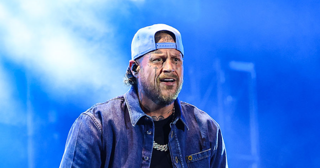 Jelly Roll Loses ‘Hundreds of Thousands’ of Followers After Trashing Trump and His Supporters on ‘Kimmel Live’
