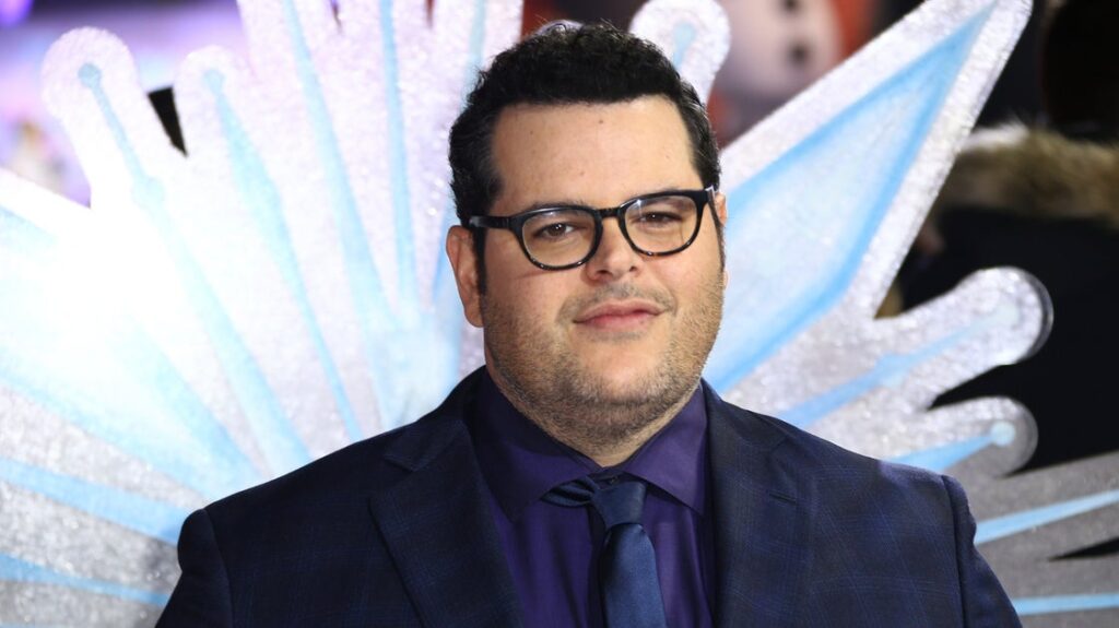 Josh Gad Rips Into Cornell After Allegations Of Frat House Rape Josh Gad Rips Into Cornell After Allegations Of Frat House Rape