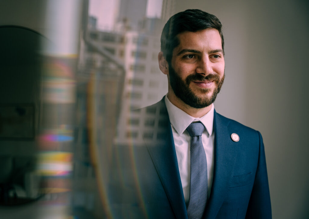 Let’s beat California on AI, key Democrat says Assemblymember Alex Bores plans to push for additional regulations on Big Tech before his terms ends this year.