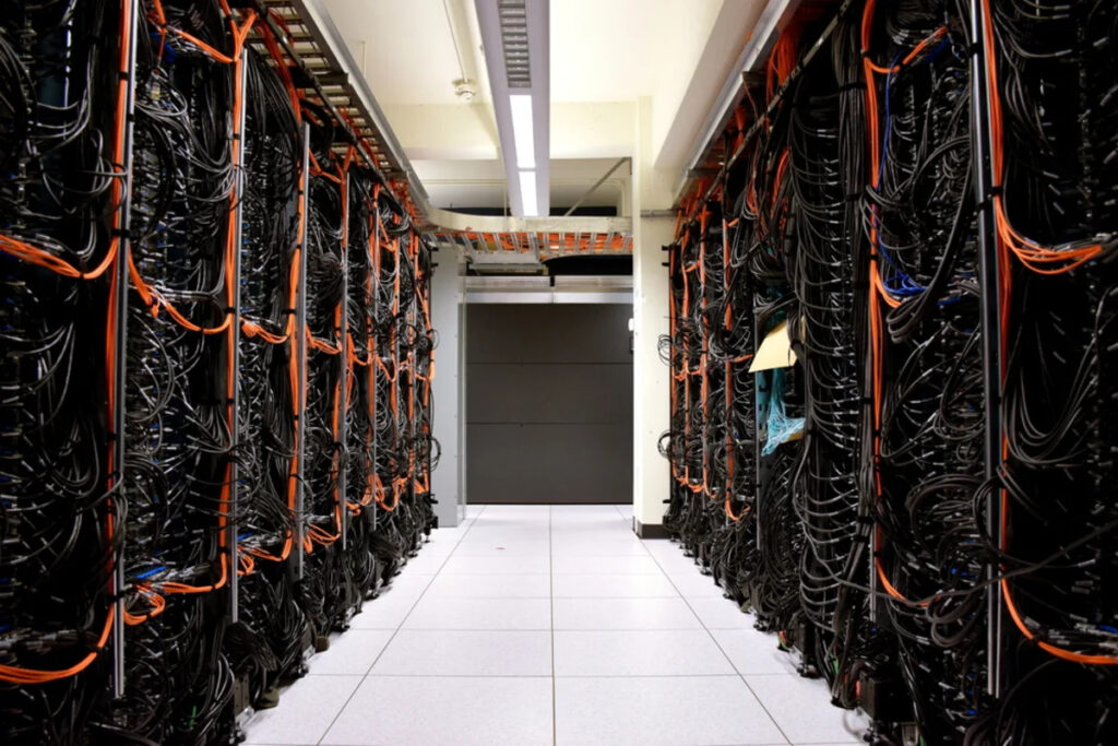 Oracle (ORCL) Cloud Revenue Jumps 121% and its Backlog Hits $664 Billion. Can it Actually Deliver? Oracle (ORCL) Cloud Revenue Jumps 121% and its Backlog Hits $664 Billion. Can it Actually Deliver?