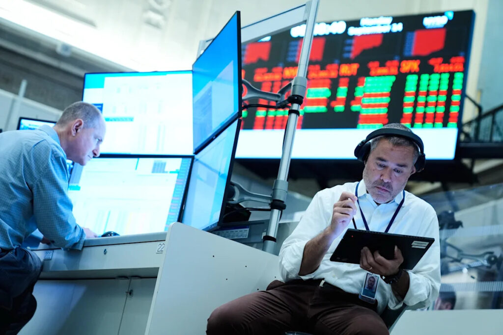 Pressure from the bond market hits a new level, and US stocks slide on worries about inflation Pressure from the bond market hits a new level, and US stocks slide on worries about inflation
