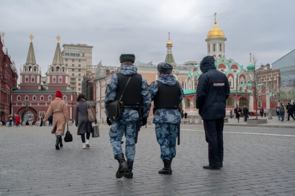 Rethinking Russia, Re-evaluating Risk: The Changing Face of Kyrgyz Migration Rethinking Russia, Re-evaluating Risk: The Changing Face of Kyrgyz Migration