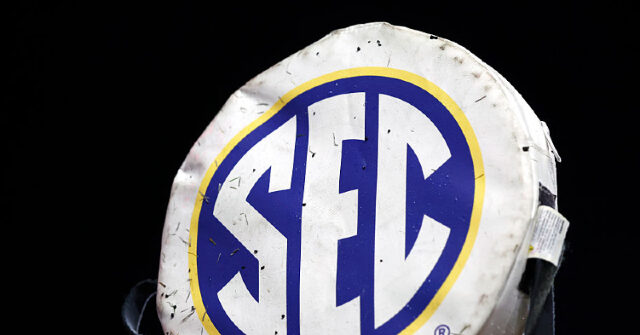 CFP Selection Committee to Consider New Rule That Benefits One Conference Above All