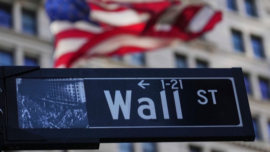 U.S. Stocks Open Higher While Oil Prices Continue To Climb U.S. Stocks Open Higher While Oil Prices Continue To Climb