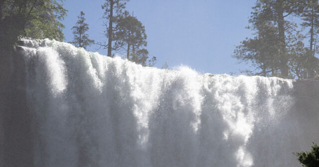 19-Year-Old College Wrestler Falls 400-Feet to His Death Near Yosemite Waterfall