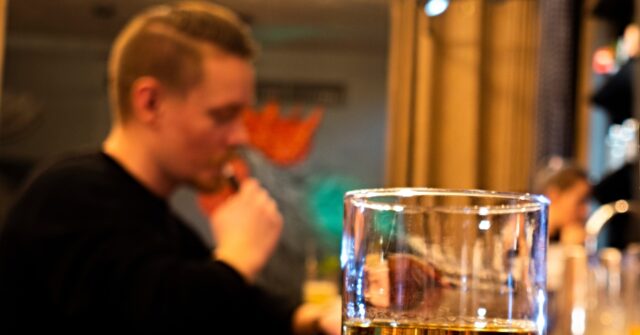 Sláinte! Trump Scraps 10% Tariff on All Irish Whiskey as Parting Gift