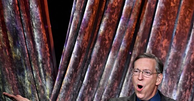 Wheel of Fortune Announcer Jim Thornton Was Viewing Pedophile Support Forum ‘by Accident’ on Plane