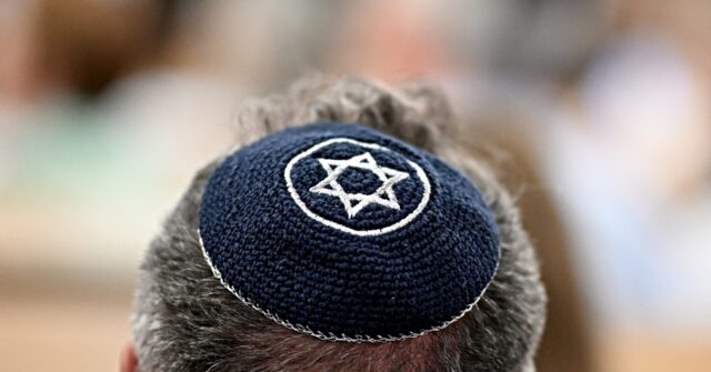 Rabbi Violently Assaulted at Bus Stop Near Milan’s Jewish Quarter