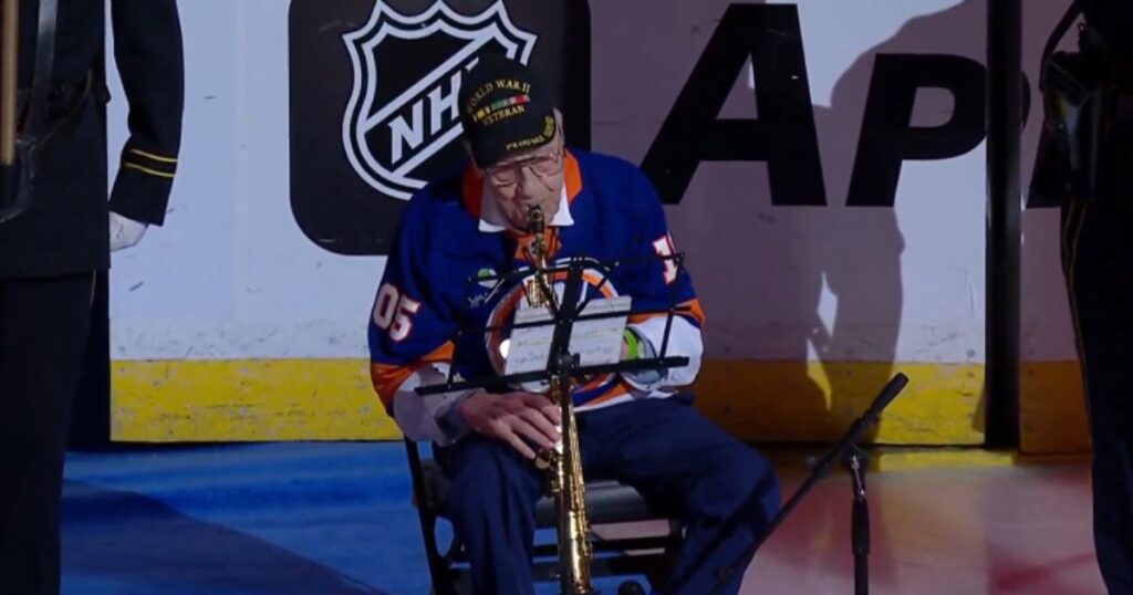 Hockey Crowd Goes Wild When WWII Vet, 105, Who Fought Under Patton Performs Nat’l Anthem on Rink * The Gateway Pundit * by Nick Givas, The Western Journal