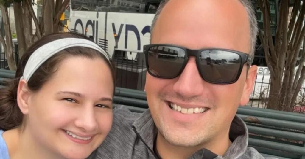 Inside Gypsy Rose Blanchard’s Fiancé Ken Urker’s Cause of Death Inside Gypsy Rose Blanchard's Fiancé Ken Urker's Cause of Death