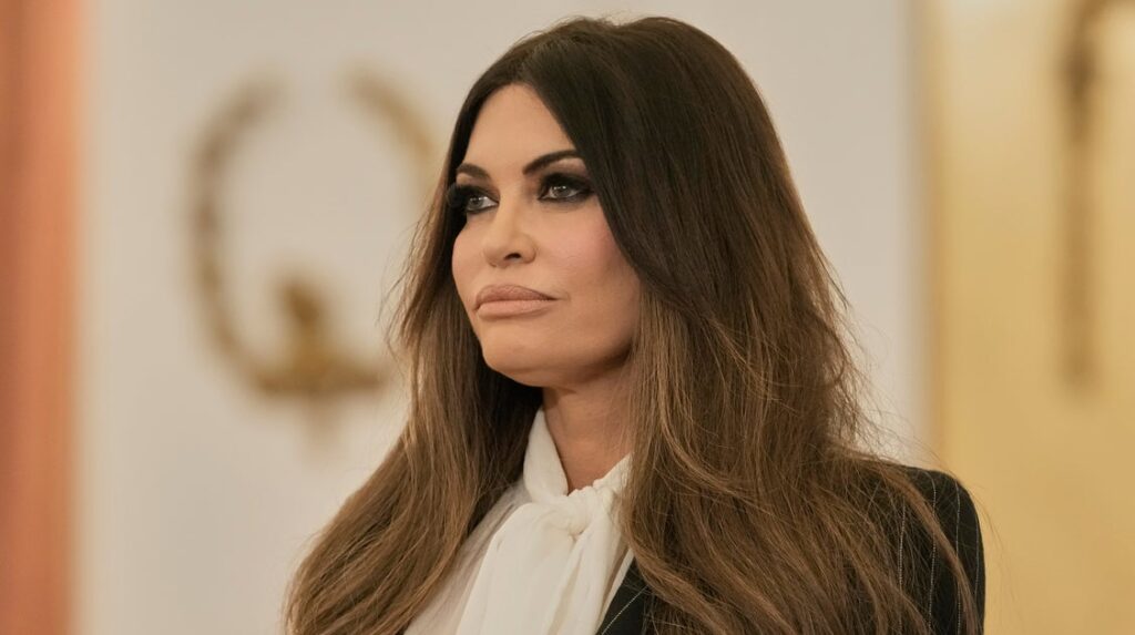 Kimberly Guilfoyle's Resignation Post Instantly Flooded With Ridicule