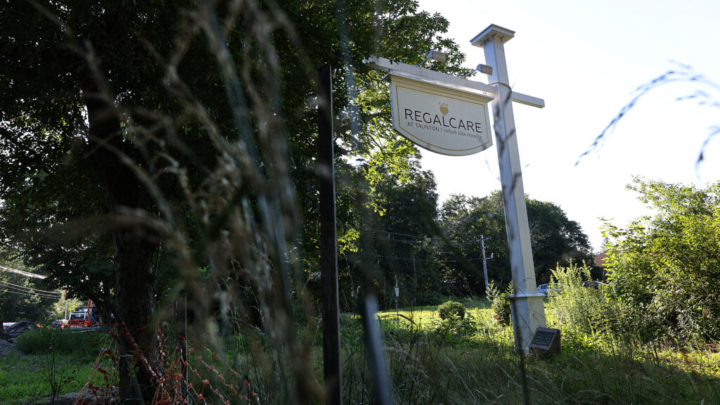 Regulators move to seize RegalCare nursing home licenses Regulators move to seize RegalCare nursing home licenses
