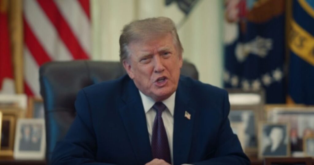 Trump Again Promises to Send All Adult Americans $5,000 if Republicans Win the Midterms * The Gateway Pundit * by Cassandra MacDonald Trump Again Promises to Send All Adult Americans $5,000 if Republicans Win the Midterms * The Gateway Pundit * by Cassandra MacDonald