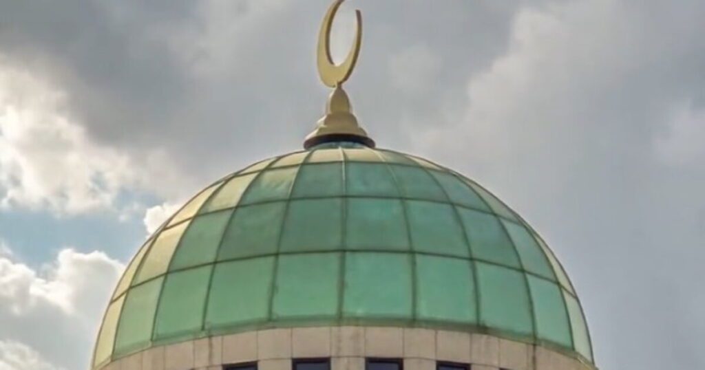 Website for Islamic Center in Plano, Texas Features Image of a Christian Church Being Transformed Into a Mosque (VIDEO) Website for Islamic Center in Plano, Texas Features Image of a Christian Church Being Transformed Into a Mosque (VIDEO)