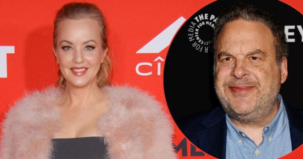 Wendi McLendon-Covey Dismisses Jeff Garlin’s Bipolar Explanation Wendi McLendon-Covey Dismisses Jeff Garlin's Bipolar Explanation