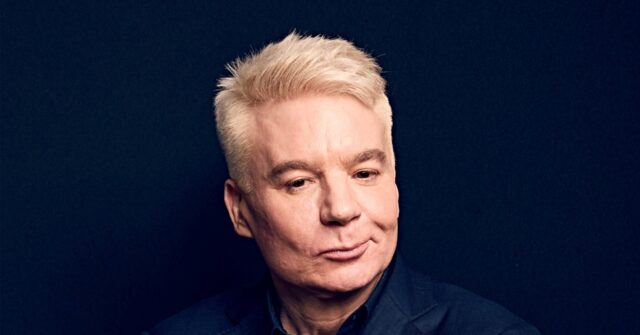 Mike Myers Flaunts ‘FIGHT FASCISM’ Shirt at NYC Concert Introduced by AOC and Bernie Sanders